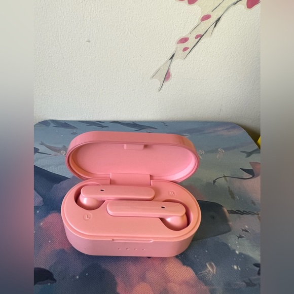 Acellories Spectrum True Wireless Earbuds in Rose Gold and pink - Picture 4 of 7